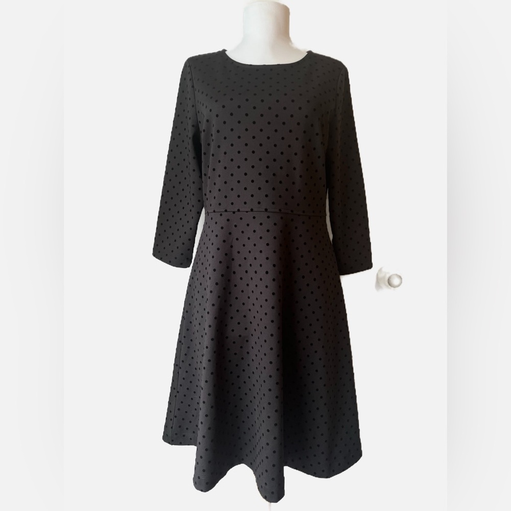 SOLD Talbots Dress Sz 8P Black Texture Dot Fit Flare 3/4 Sleeves Preppy Career